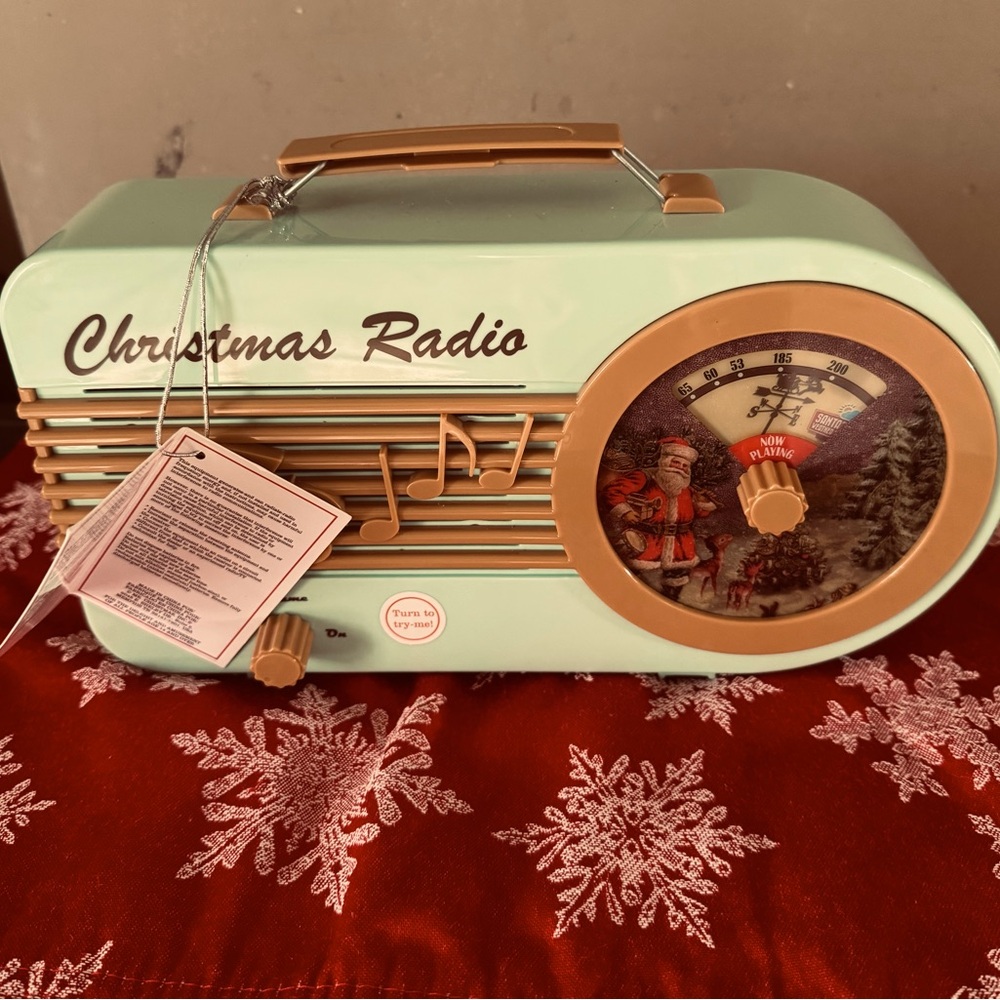 Mr. Christmas Retro Radio